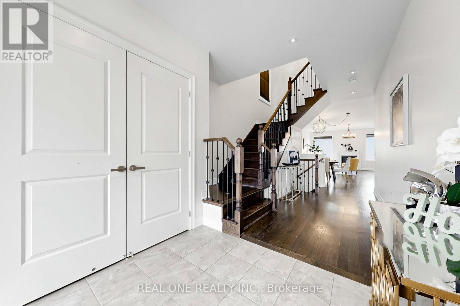 26 Mondial Crescent, East Gwillimbury (Queensville), Ontario  L0G 1R0 - Photo 21 - N13020774