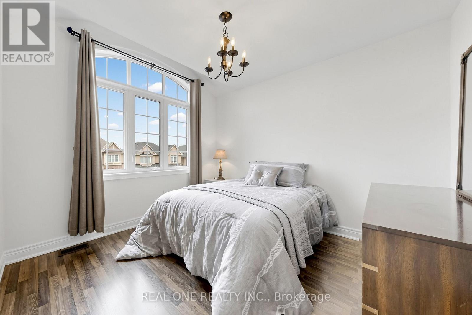 26 Mondial Crescent, East Gwillimbury (Queensville), Ontario  L0G 1R0 - Photo 28 - N13020774