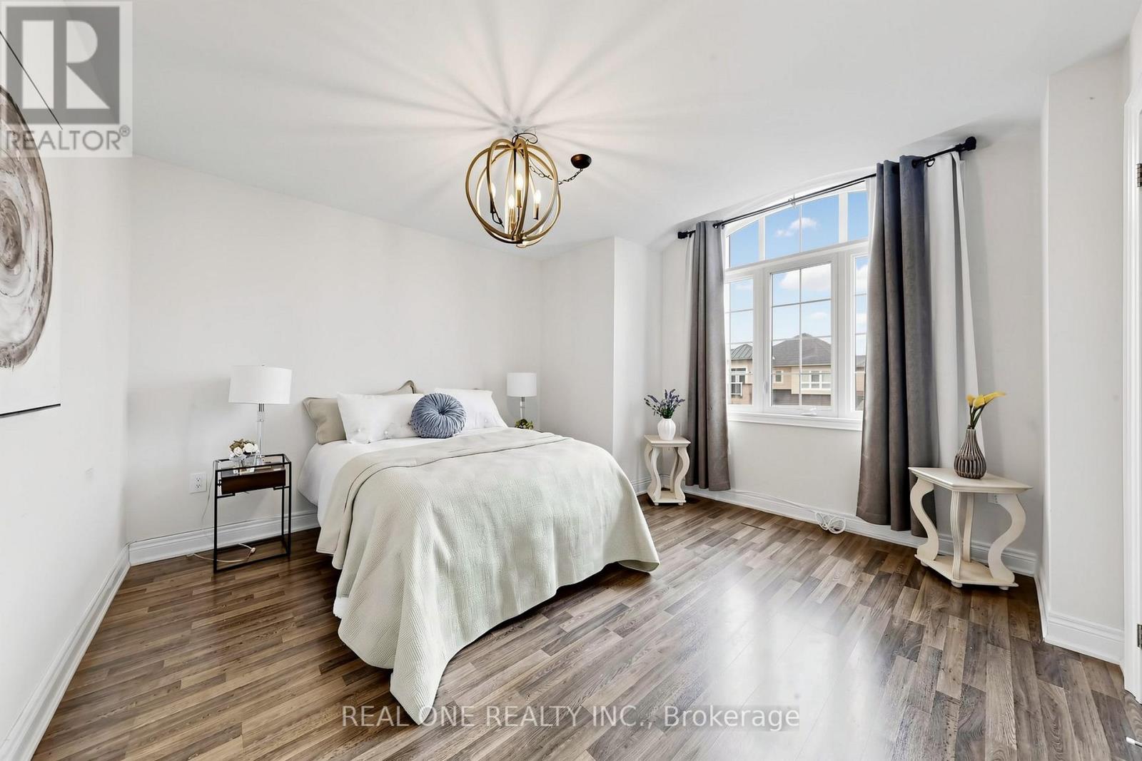 26 Mondial Crescent, East Gwillimbury (Queensville), Ontario  L0G 1R0 - Photo 31 - N13020774