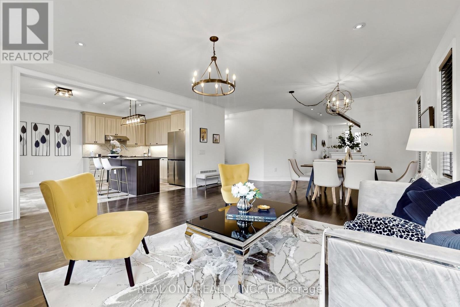 26 Mondial Crescent, East Gwillimbury (Queensville), Ontario  L0G 1R0 - Photo 8 - N13020774