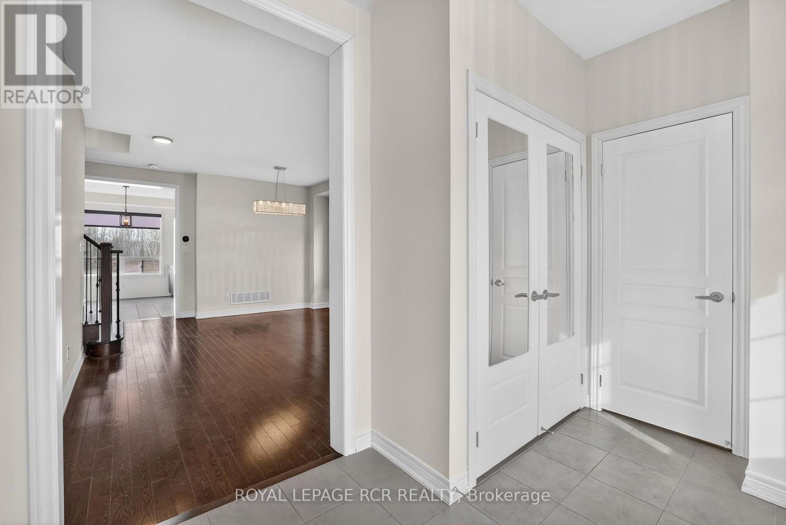 82 Lampkin Street, Georgina, Ontario  L0E 1R0 - Photo 5 - N13020862