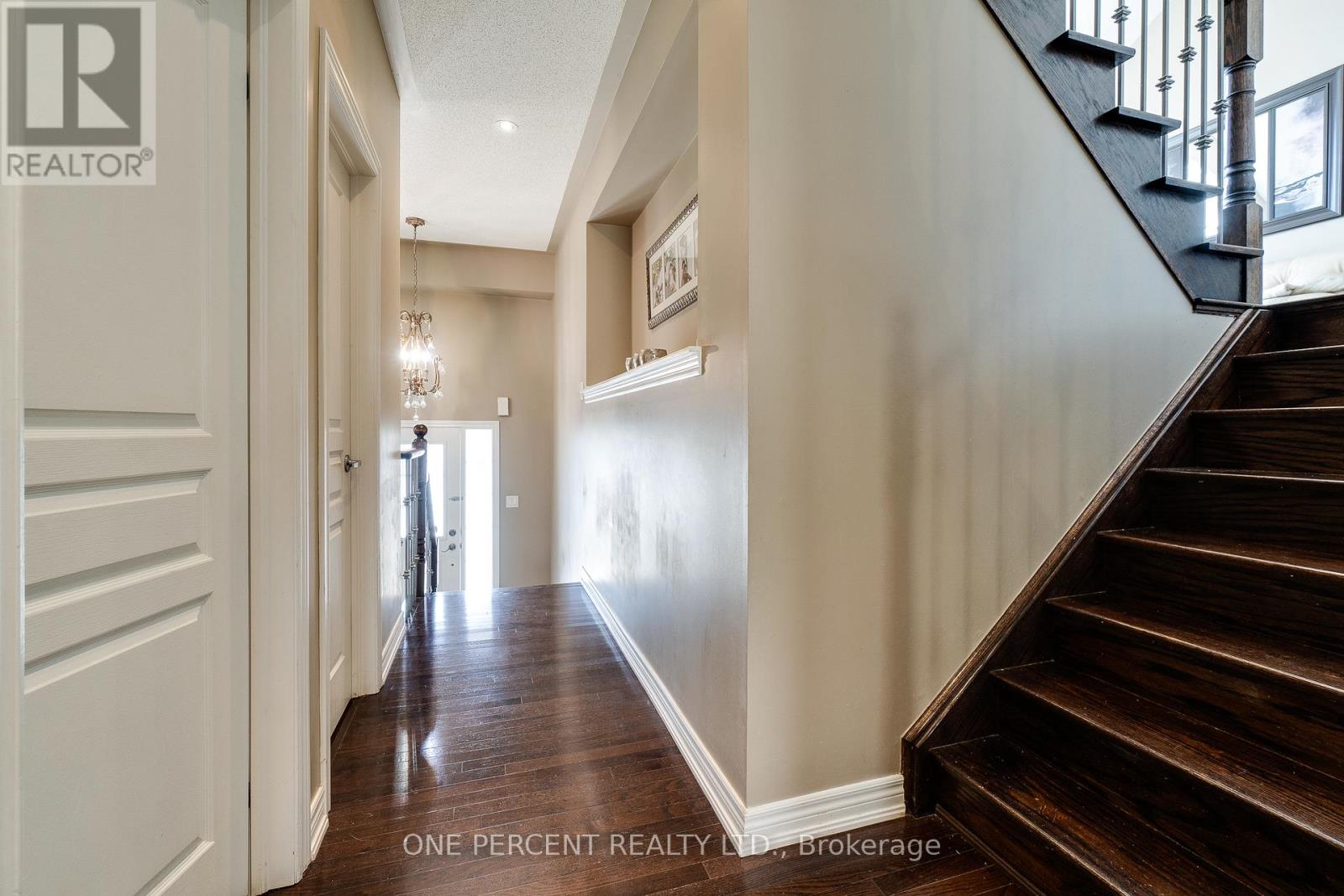 38 Bowkett Drive, Richmond Hill, Ontario  L4E 0J7 - Photo 9 - N13020876