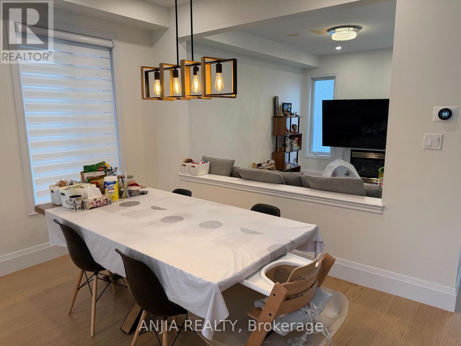 265 Hammersly Boulevard, Markham, Ontario  L6E 2E3 - Photo 5 - N13020914