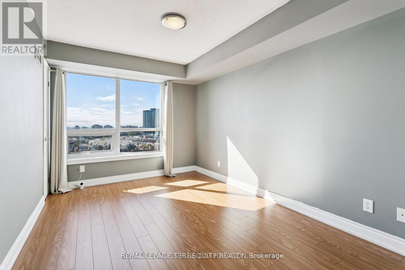 1202 - 7 N Park Road, Vaughan, Ontario  L4J 0C9 - Photo 7 - N13020948