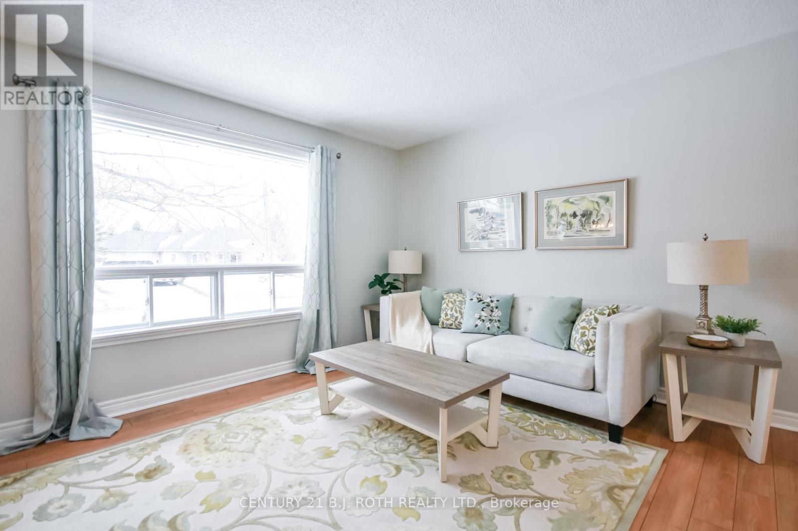 3861 East Street, Innisfil, Ontario  L9S 2L9 - Photo 3 - N13021016