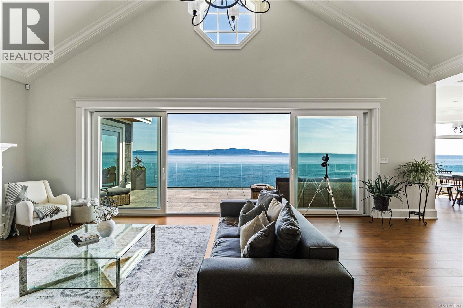 4585 Leyns Rd, Saanich, British Columbia  V8N 3A1 - Photo 12 - 1031271