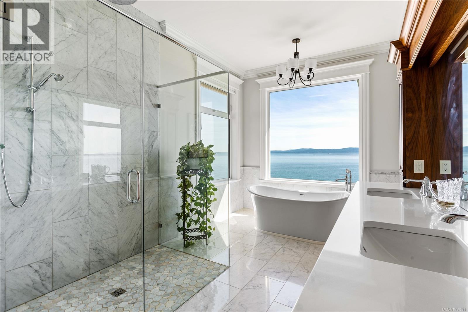 4585 Leyns Rd, Saanich, British Columbia  V8N 3A1 - Photo 38 - 1031271