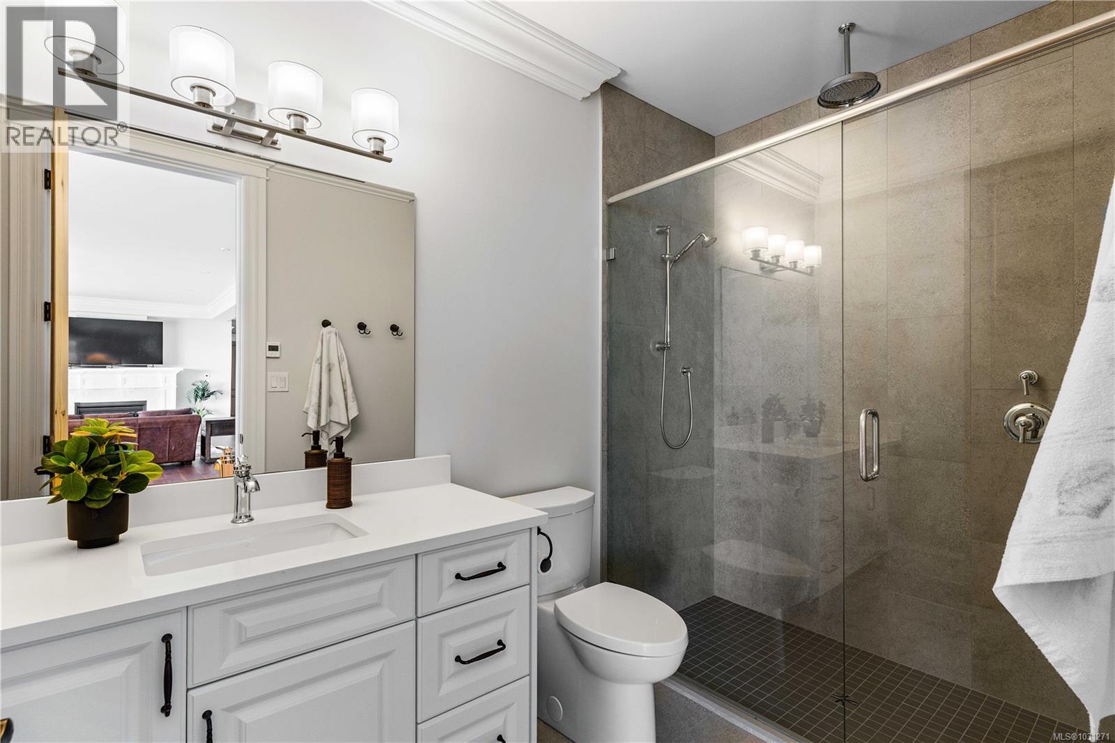 4585 Leyns Rd, Saanich, British Columbia  V8N 3A1 - Photo 53 - 1031271