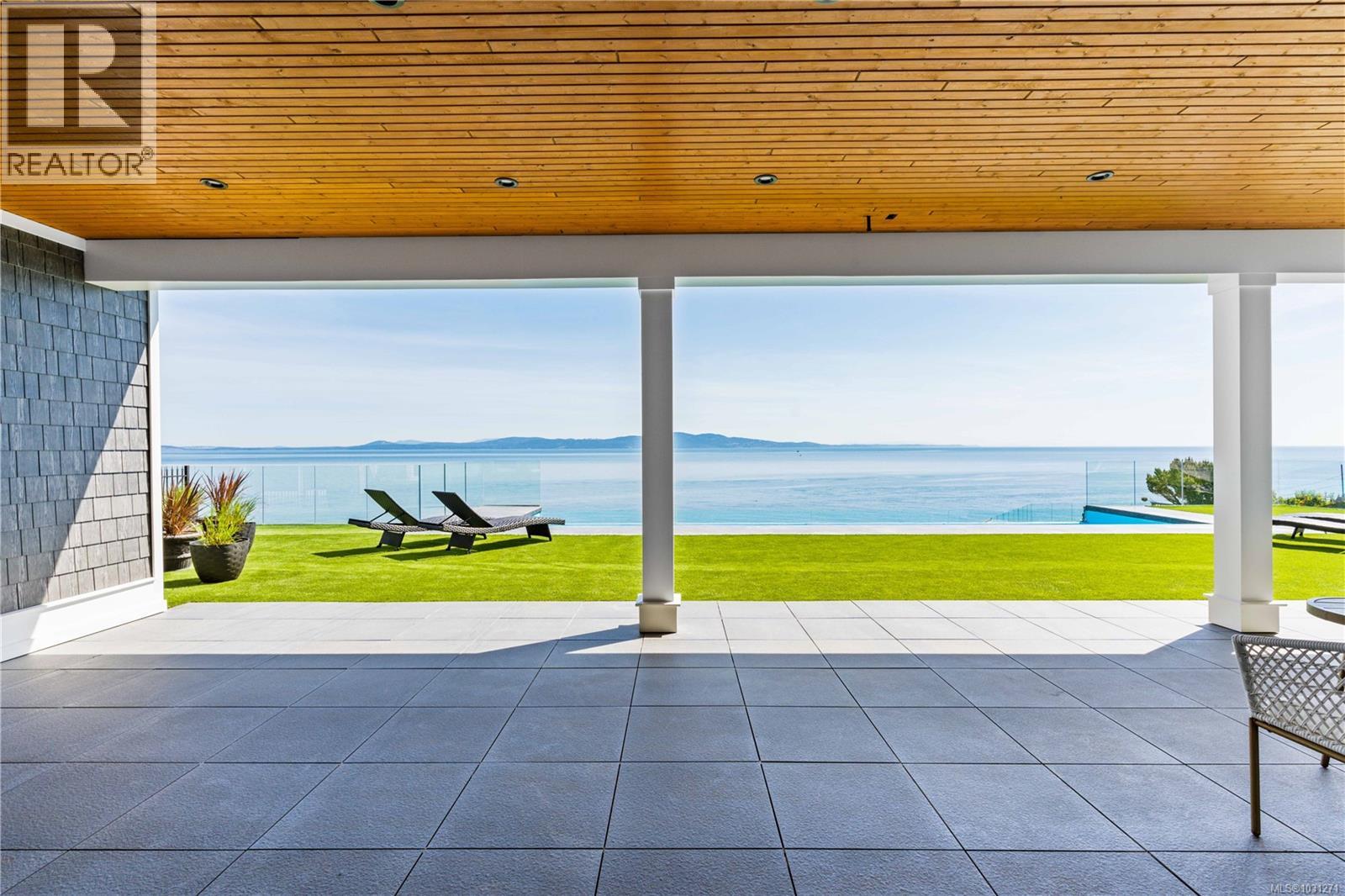 4585 Leyns Rd, Saanich, British Columbia  V8N 3A1 - Photo 55 - 1031271