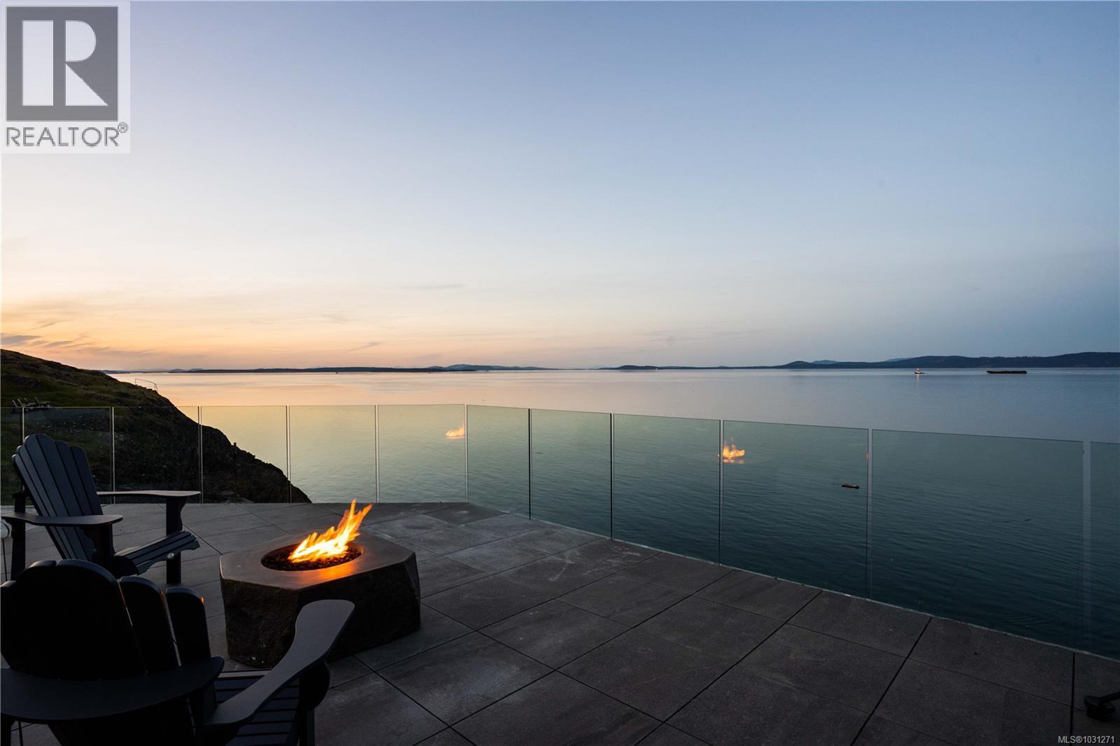 4585 Leyns Rd, Saanich, British Columbia  V8N 3A1 - Photo 83 - 1031271