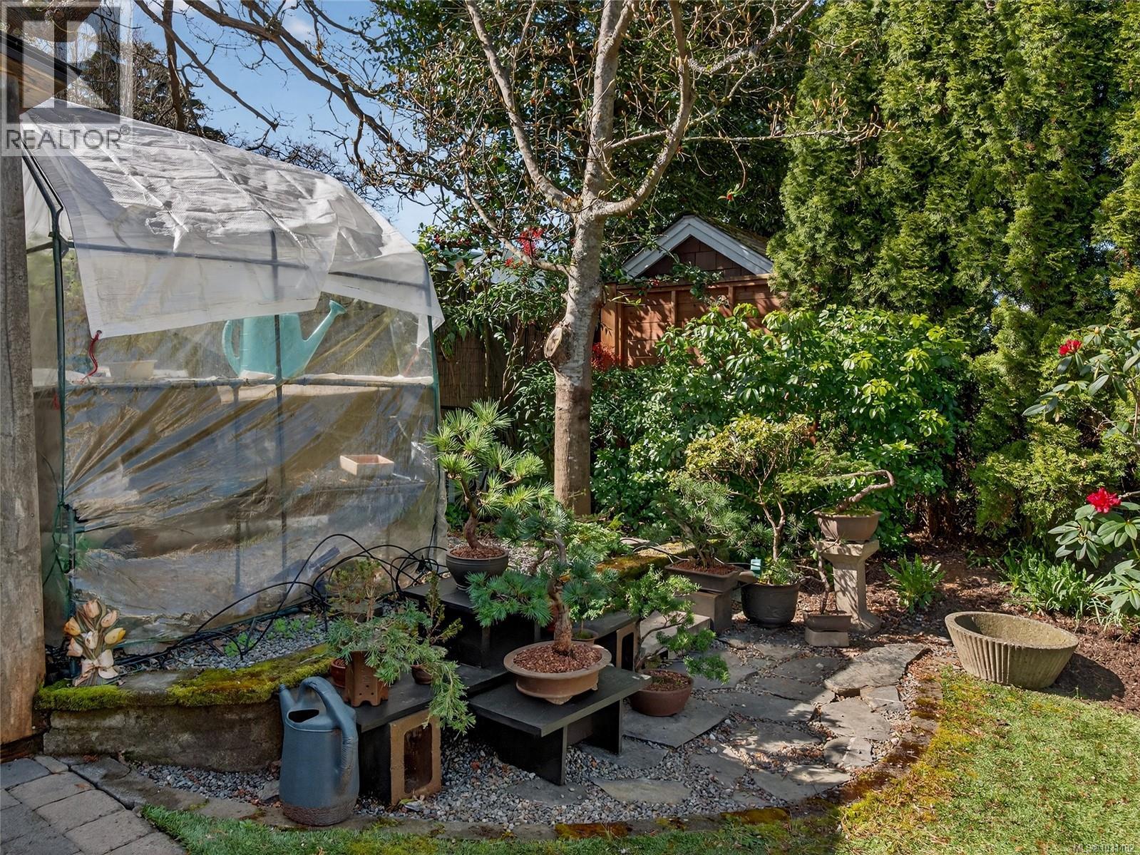 1419 Haultain St, Victoria, British Columbia  V8R 2J6 - Photo 43 - 1031182