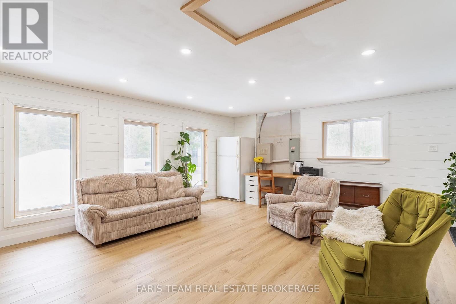 1520 Rosemount Road, Tay, Ontario  L0K 2C0 - Photo 14 - S12934686