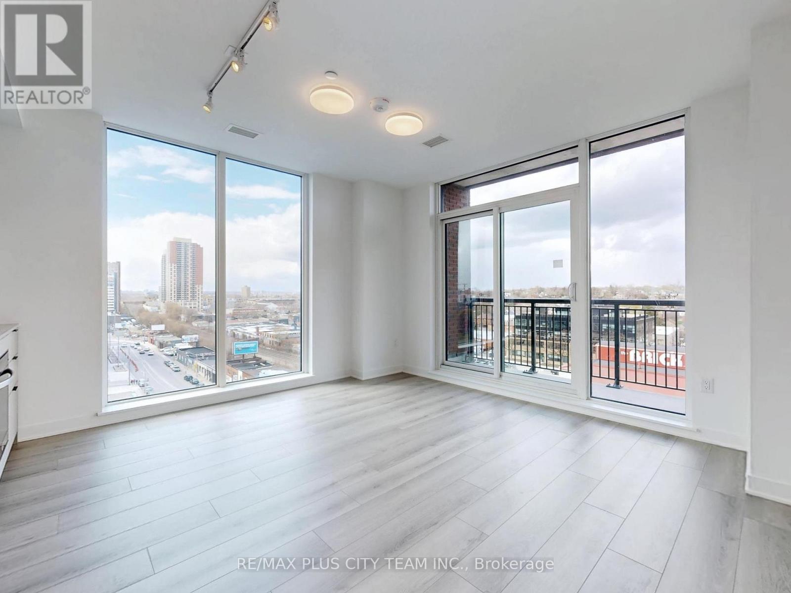 714 - 1185 Dupont Street, Toronto, Ontario  M6H 0G5 - Photo 6 - W13013394