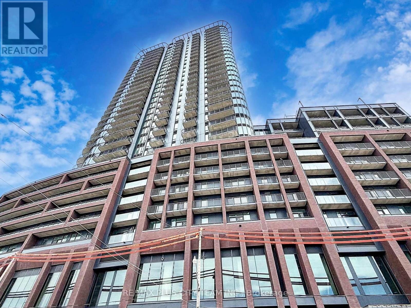 714 - 1185 Dupont Street, Toronto, Ontario  M6H 0G5 - Photo 2 - W13013394