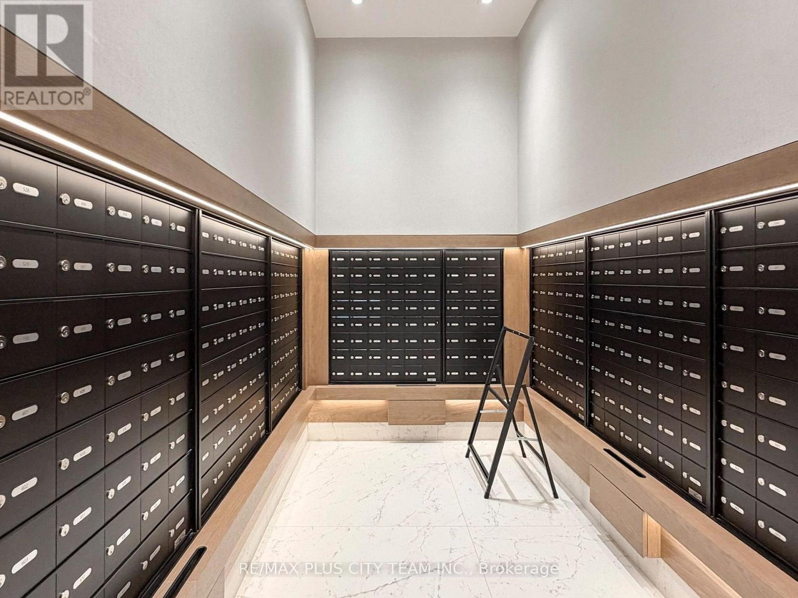 714 - 1185 Dupont Street, Toronto, Ontario  M6H 0G5 - Photo 36 - W13013394