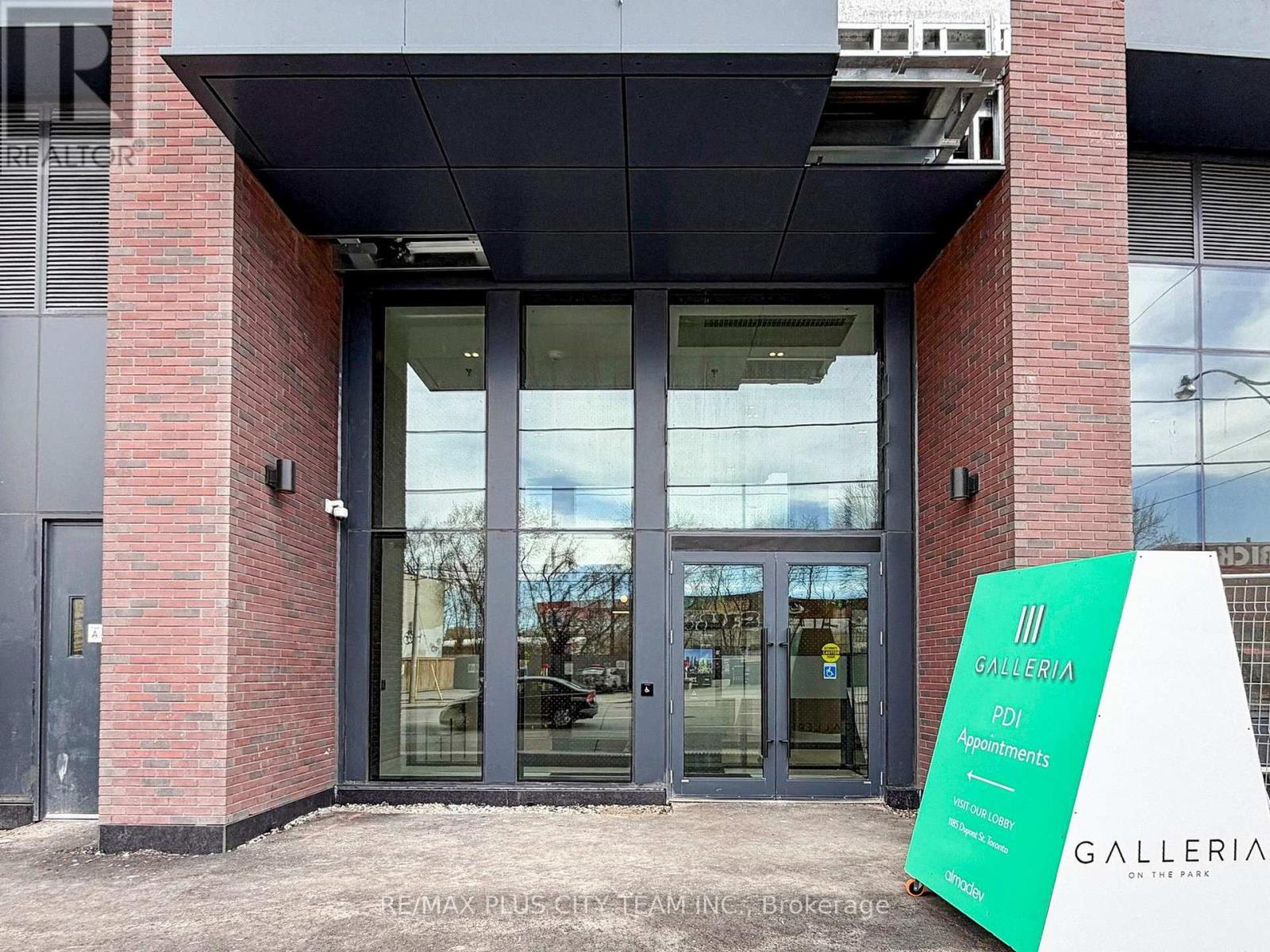 714 - 1185 Dupont Street, Toronto, Ontario  M6H 0G5 - Photo 3 - W13013394