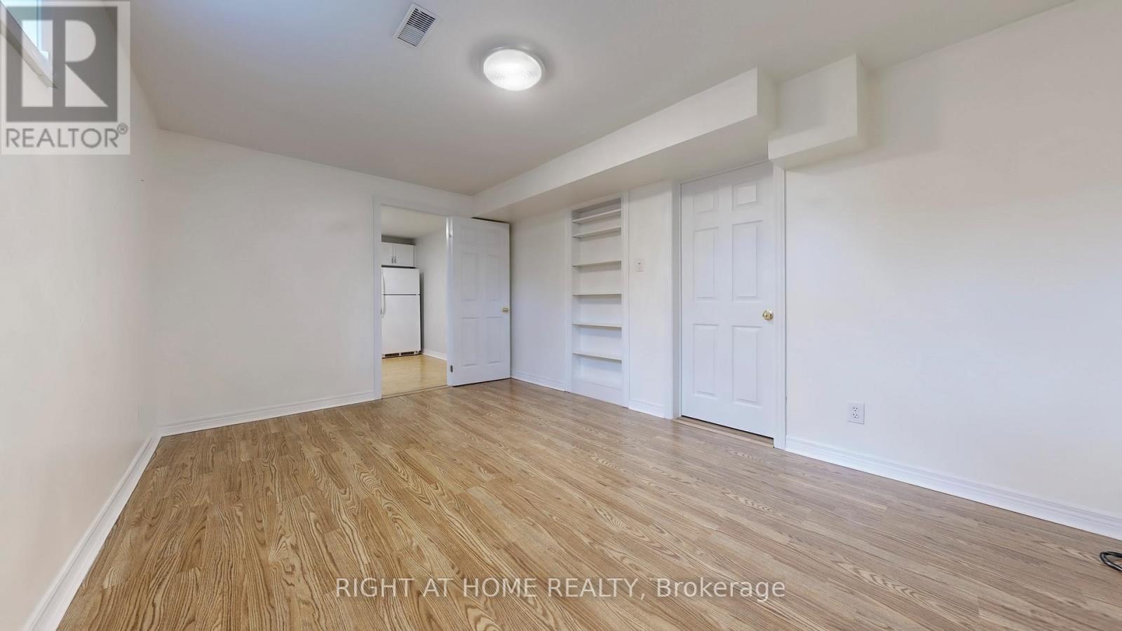 381 Leacock (Basement Drive, Barrie, Ontario  L4N 5S6 - Photo 18 - S13020872