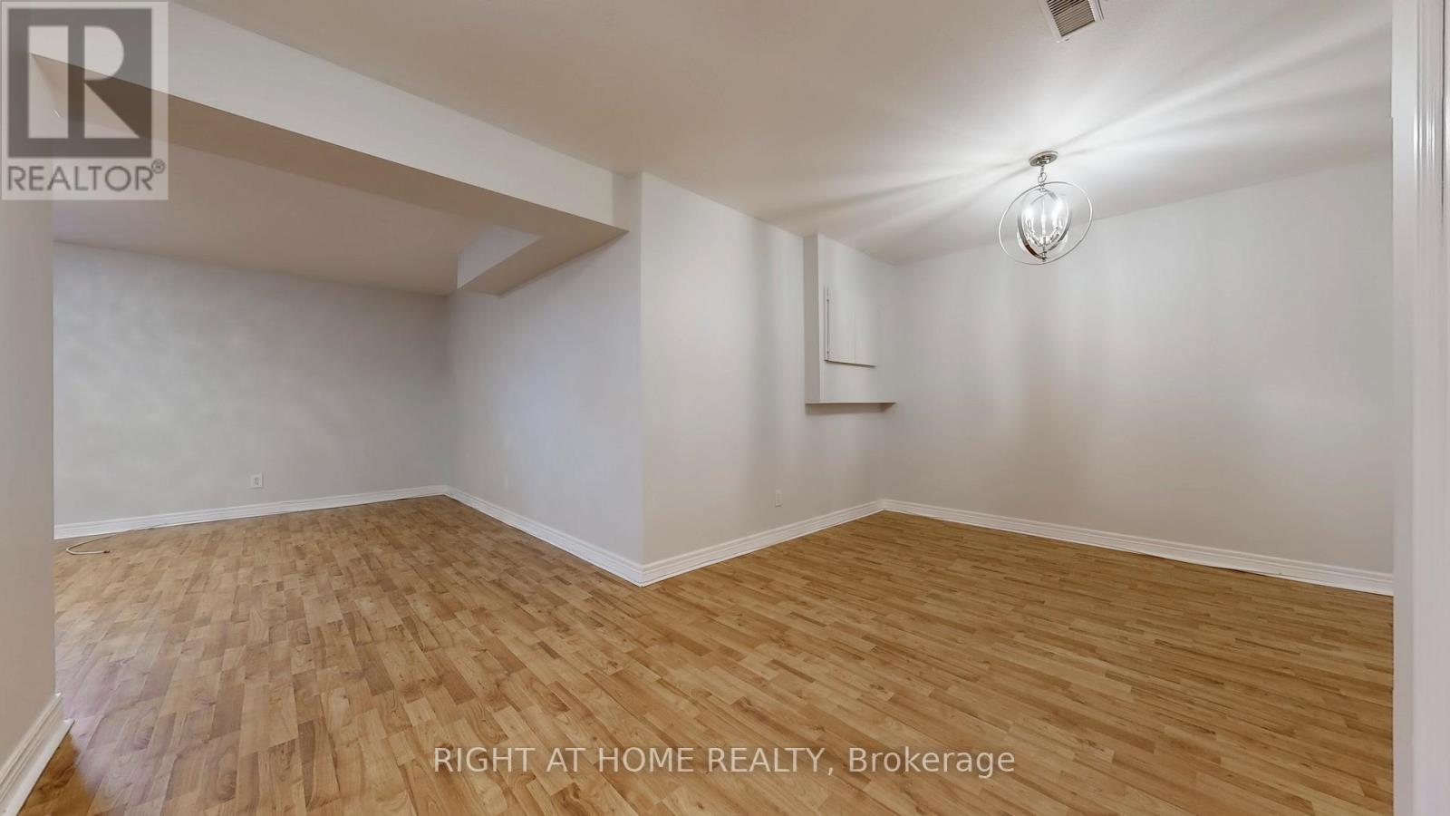 381 Leacock (Basement Drive, Barrie, Ontario  L4N 5S6 - Photo 8 - S13020872