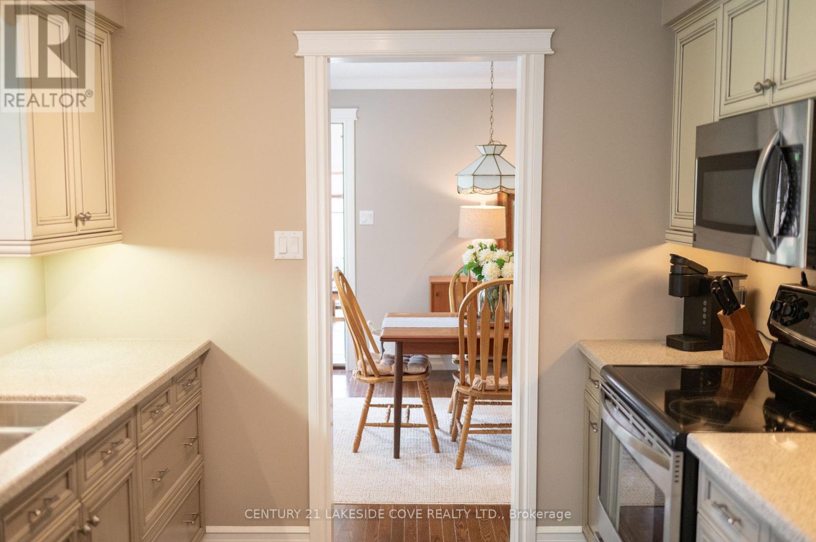 27 Thicketwood Place, Ramara (Brechin), Ontario  L0K 1B0 - Photo 12 - S13020894