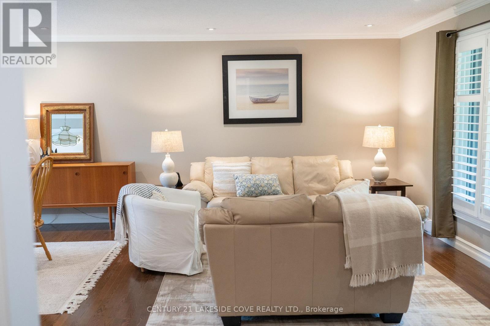 27 Thicketwood Place, Ramara (Brechin), Ontario  L0K 1B0 - Photo 4 - S13020894