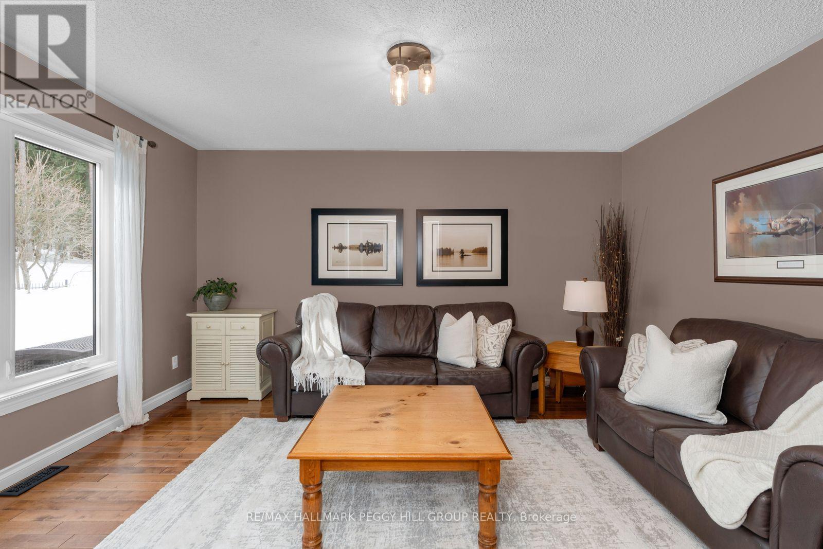 5 Campbell Court, Springwater (Hillsdale), Ontario  L0L 1V0 - Photo 9 - S13020964