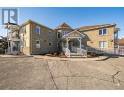 UNIT 204 - 32 DE LA CROISEE STREET, Russell, Ontario