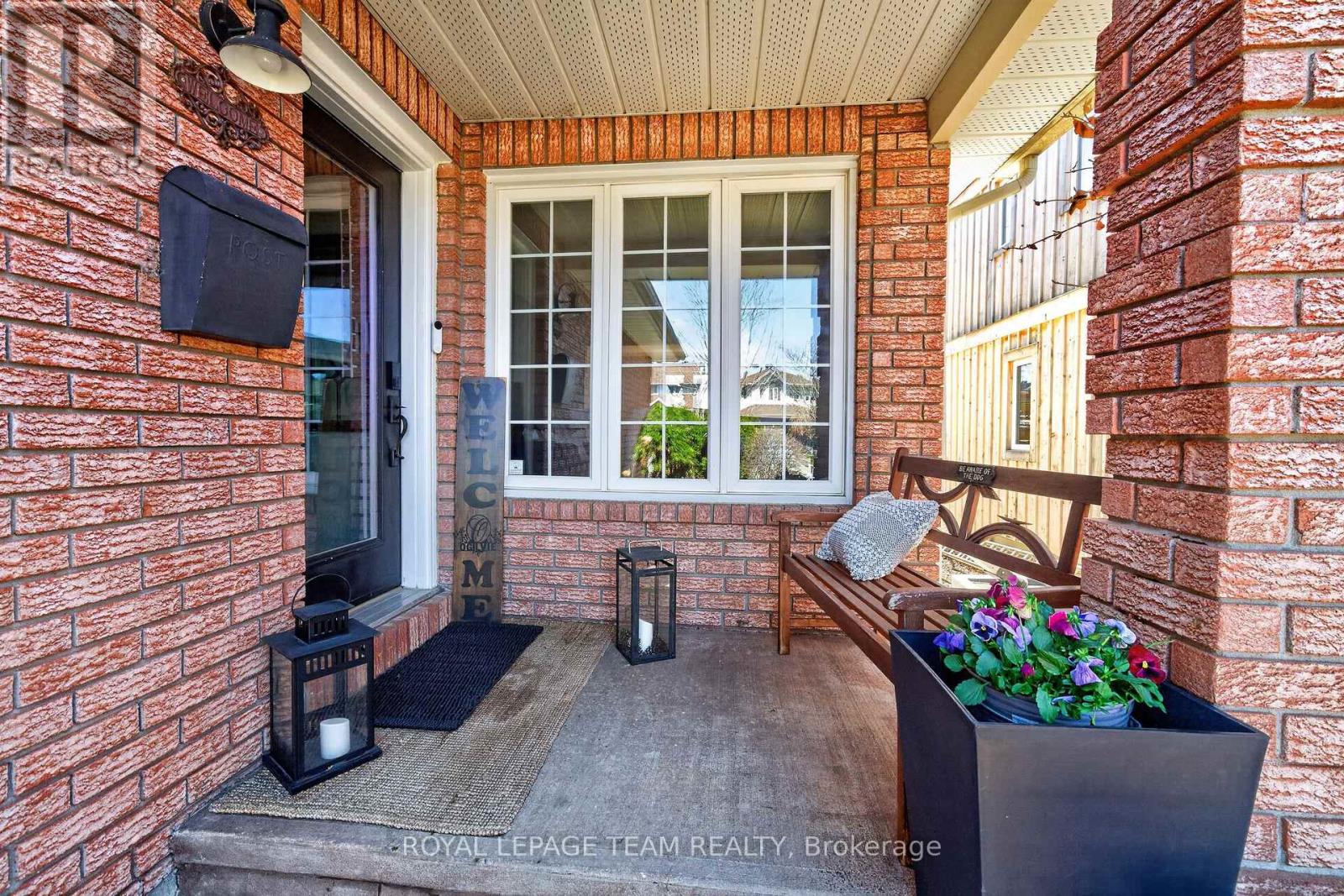 151 Equestrian Drive, Ottawa, Ontario  K2M 2C1 - Photo 4 - X13020586