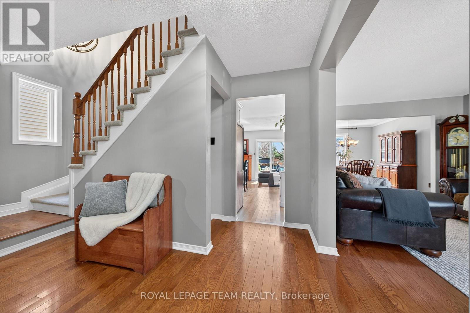 151 Equestrian Drive, Ottawa, Ontario  K2M 2C1 - Photo 6 - X13020586