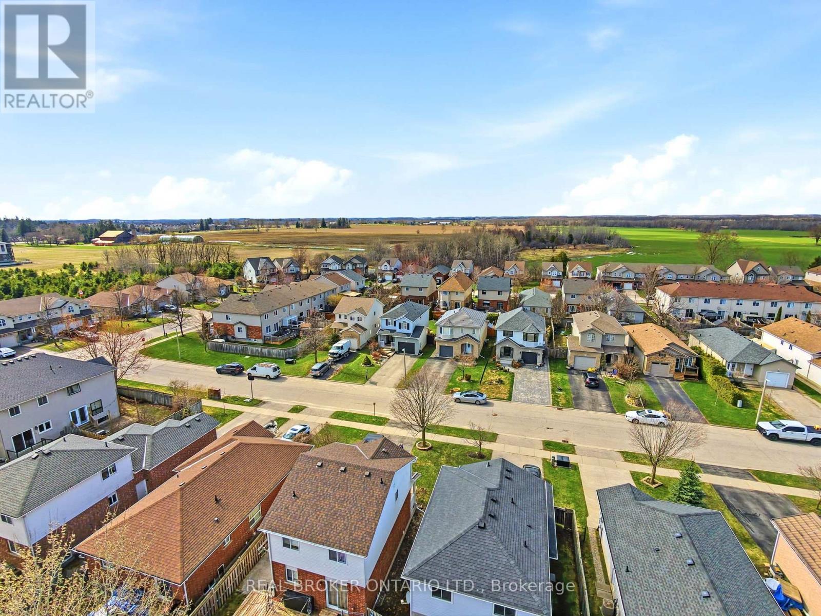 75 Peglar Crescent, Centre Wellington, Ontario  N1M 3T4 - Photo 37 - X12760548