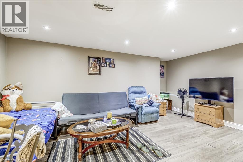 5446 Calvert Place, Burlington, Ontario  L7L 3H7 - Photo 16 - 40764146