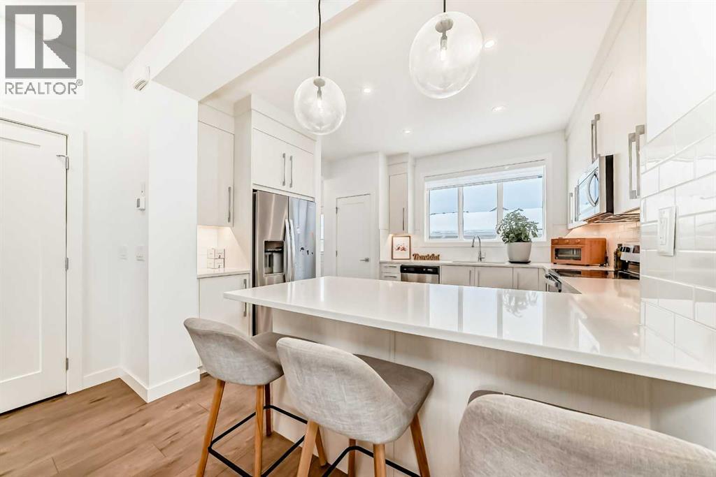 106 Dawson Harbour Grove, Chestermere, Alberta  T1X 2S4 - Photo 5 - A2274730