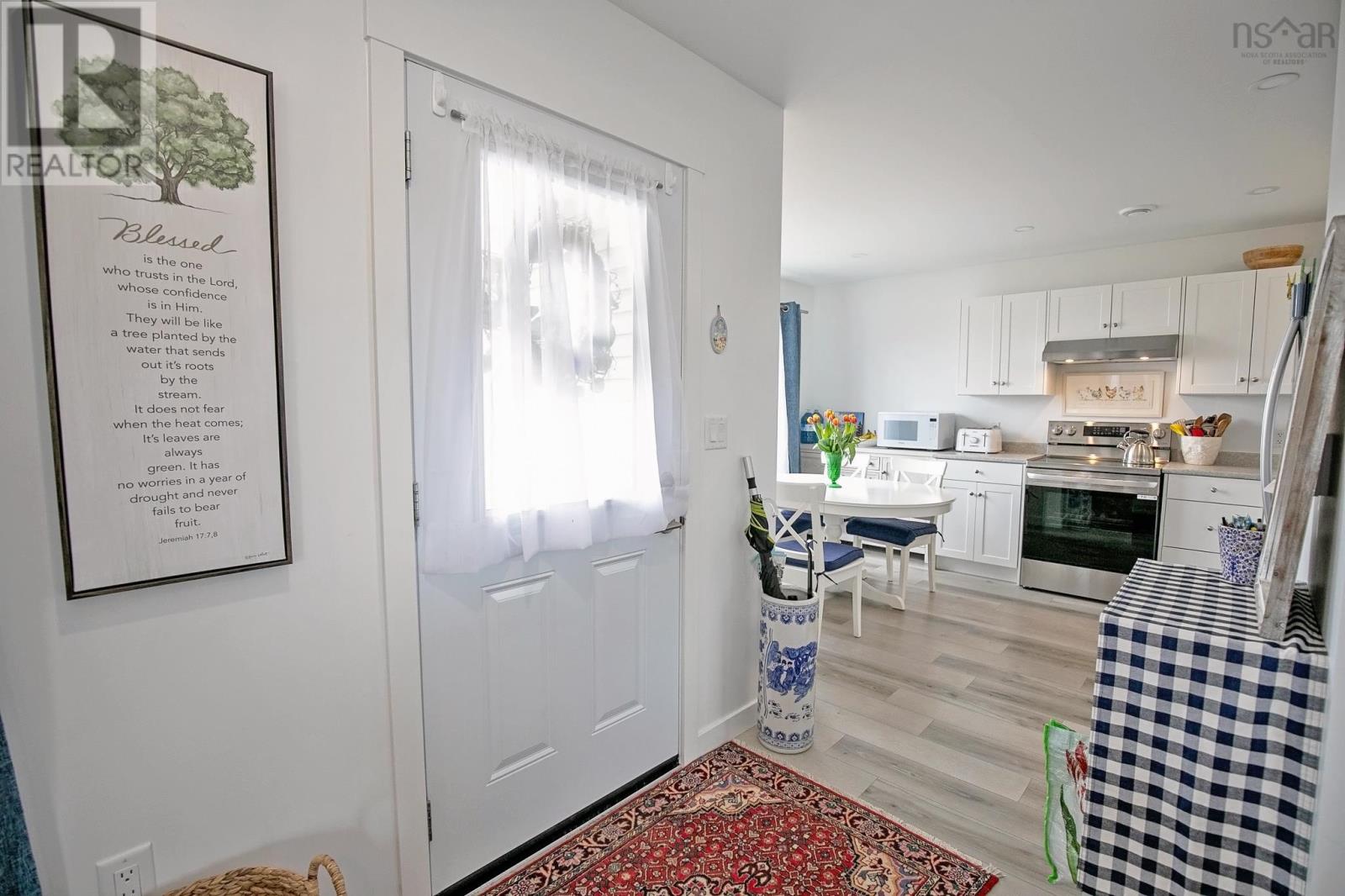 14 Fleming Street, Amherst, Nova Scotia  B4H 0C3 - Photo 6 - 202607965