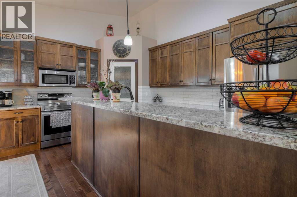 380 Grizzly Crescent N, Lethbridge, Alberta  T1H 4E6 - Photo 6 - A2281077