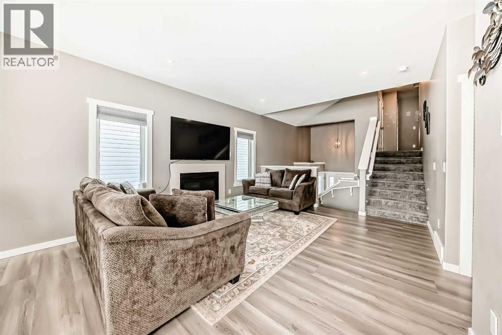 99 Livingston Close, Red Deer, Alberta  T4R 0J9 - Photo 11 - A2301335