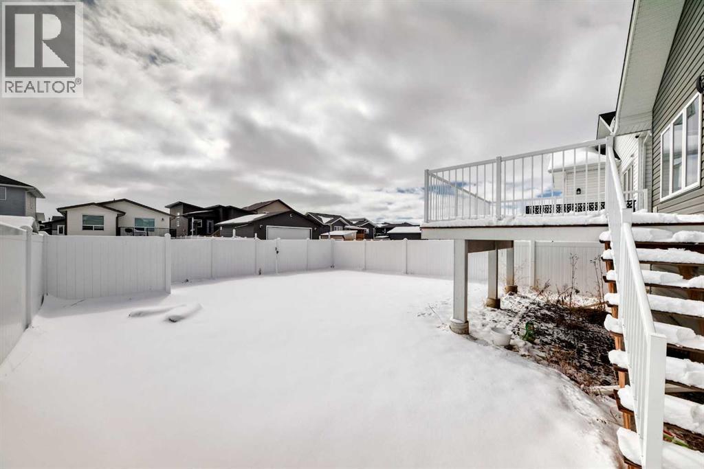 99 Livingston Close, Red Deer, Alberta  T4R 0J9 - Photo 25 - A2301335