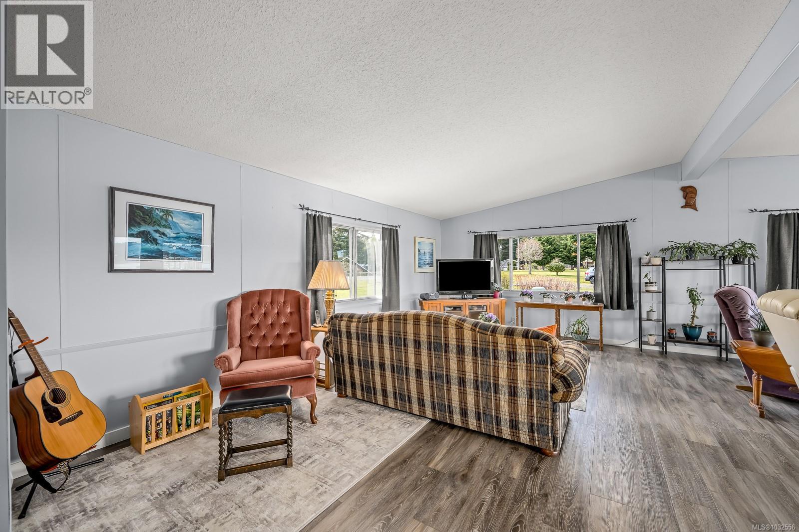 7442 Yake Rd, Fanny Bay, British Columbia  V0R 1W0 - Photo 11 - 1032556