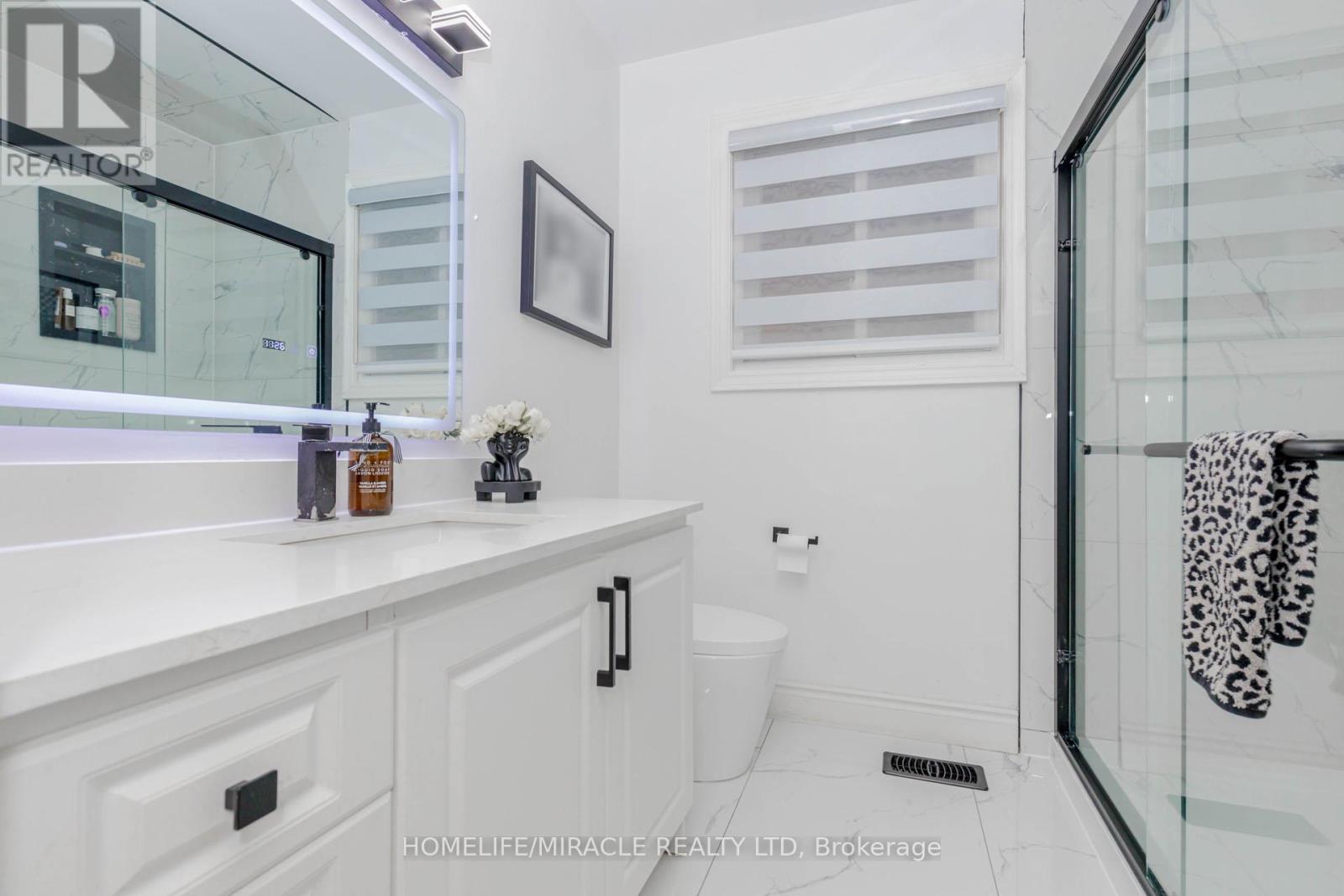 403 Delrex Boulevard, Halton Hills, Ontario  L7G 4H8 - Photo 25 - W13020282