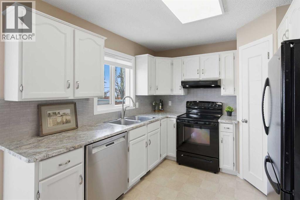 88 Sunmeadows Road Se, Calgary, Alberta  T2X 3H4 - Photo 13 - A2297837