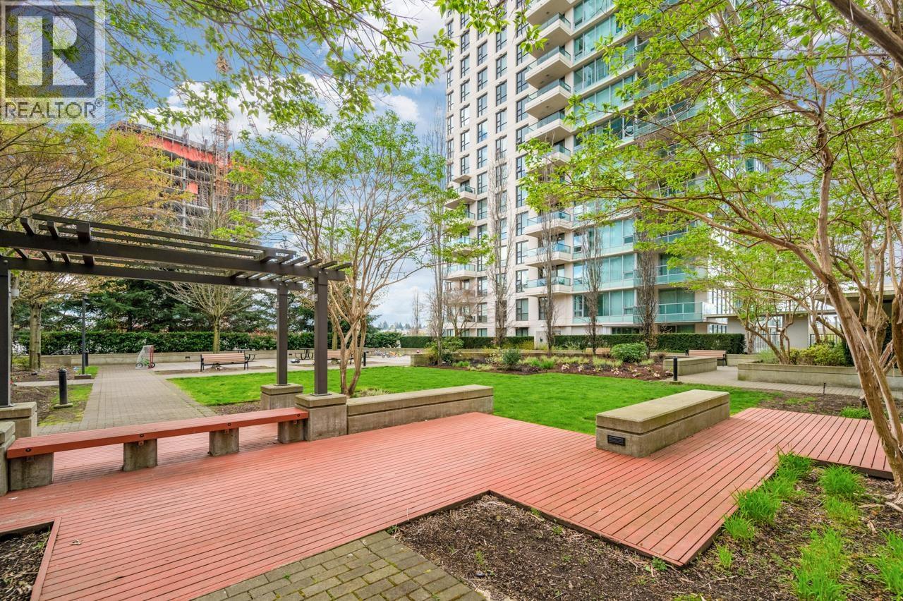 1703 2232 Douglas Road, Burnaby, British Columbia  V5C 0G9 - Photo 2 - R3112316