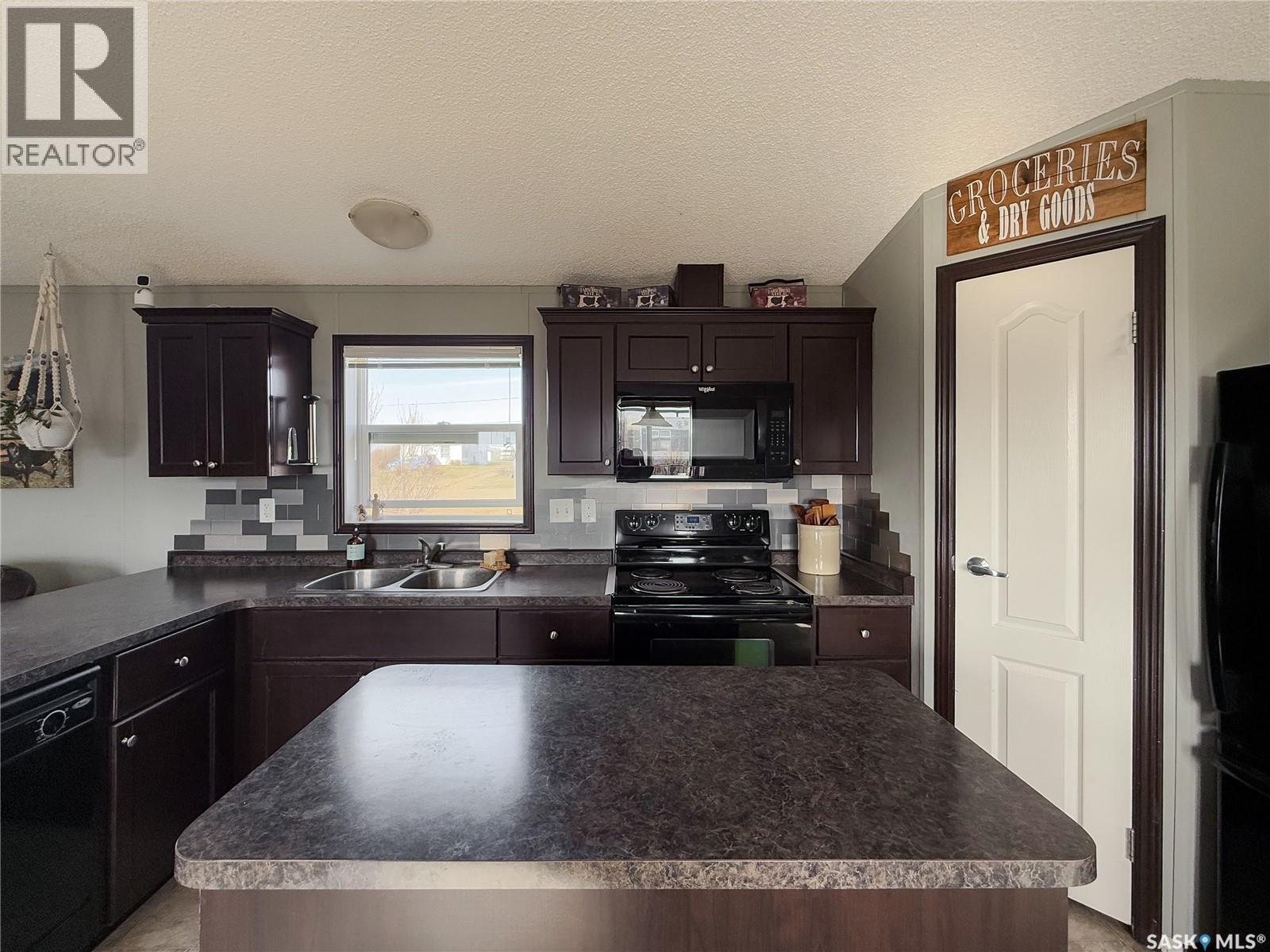 306 2nd Avenue W, Climax, Saskatchewan  S0N 0A7 - Photo 12 - SK033411