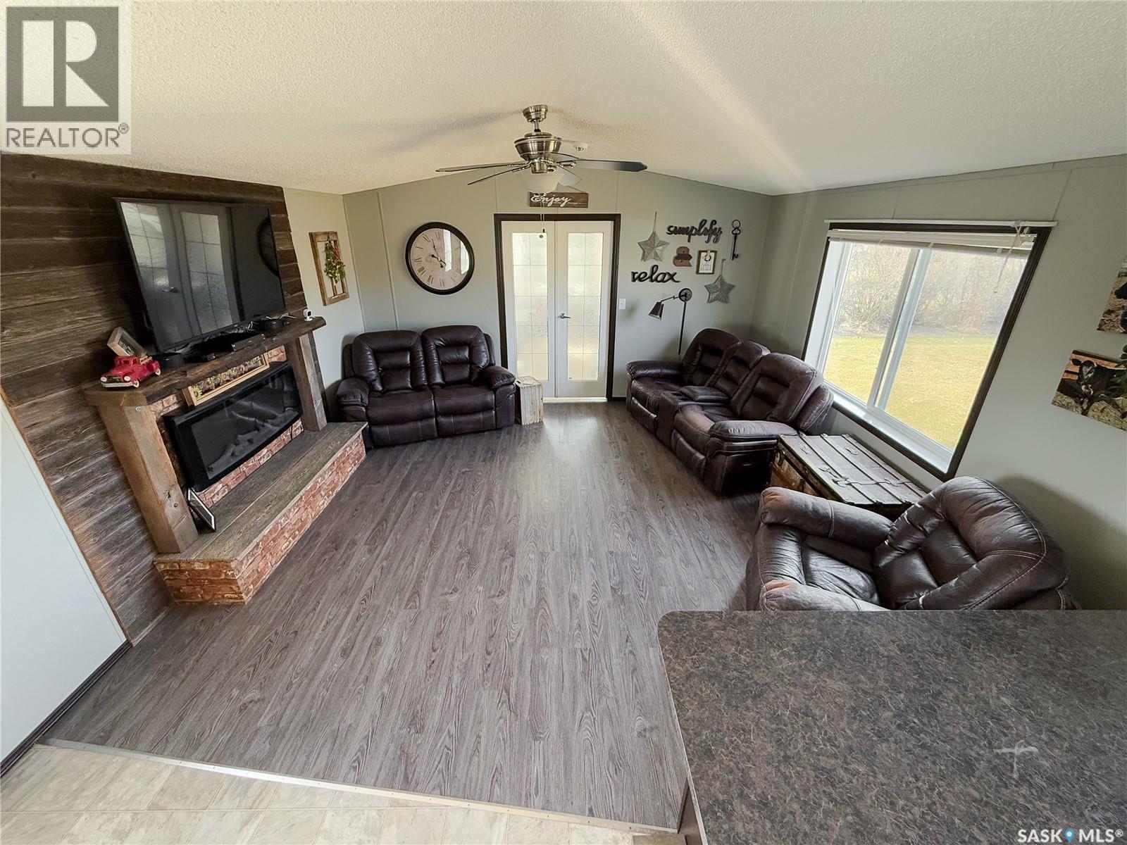 306 2nd Avenue W, Climax, Saskatchewan  S0N 0A7 - Photo 19 - SK033411