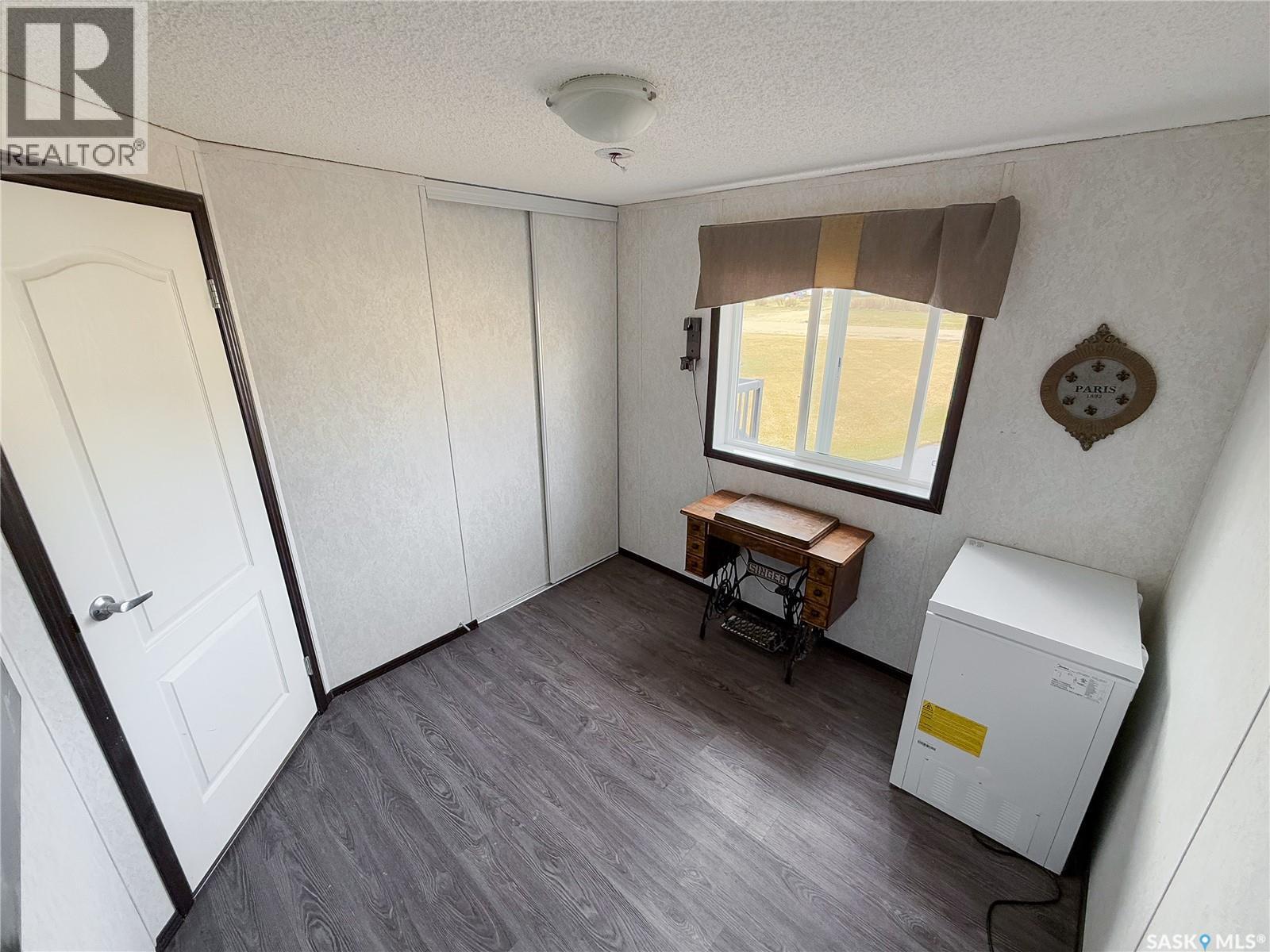 306 2nd Avenue W, Climax, Saskatchewan  S0N 0A7 - Photo 21 - SK033411