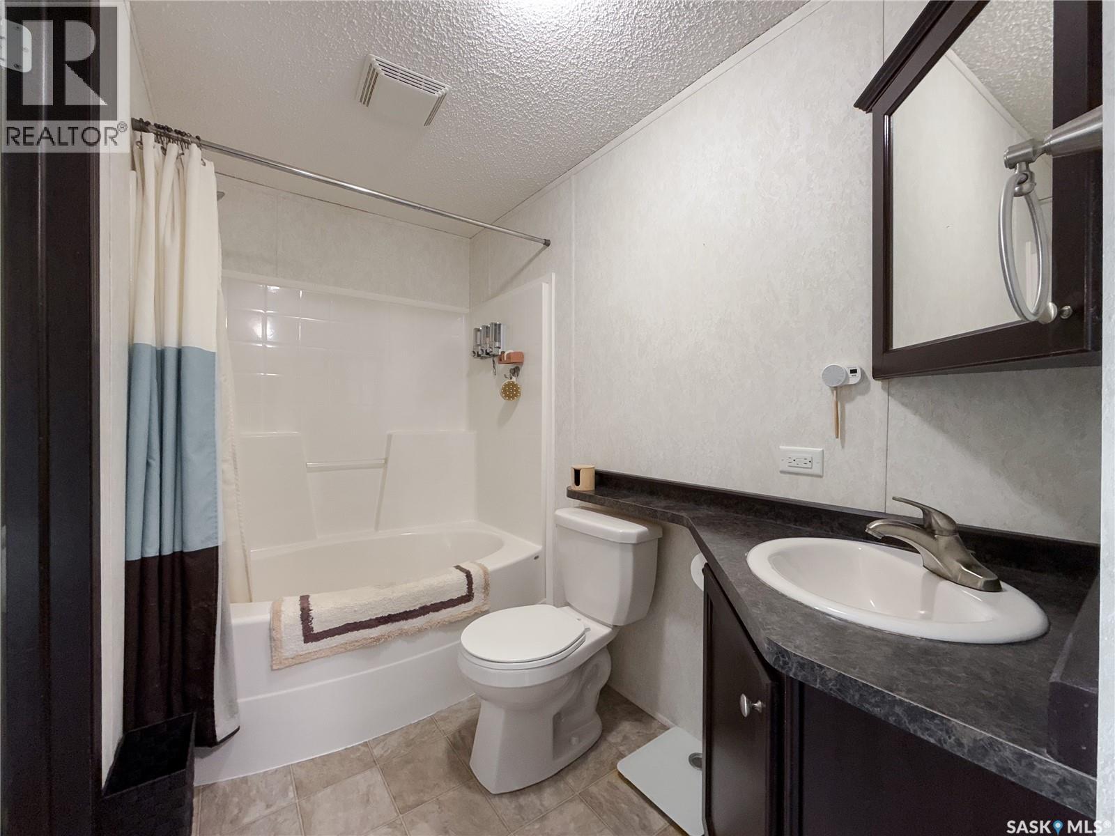 306 2nd Avenue W, Climax, Saskatchewan  S0N 0A7 - Photo 27 - SK033411