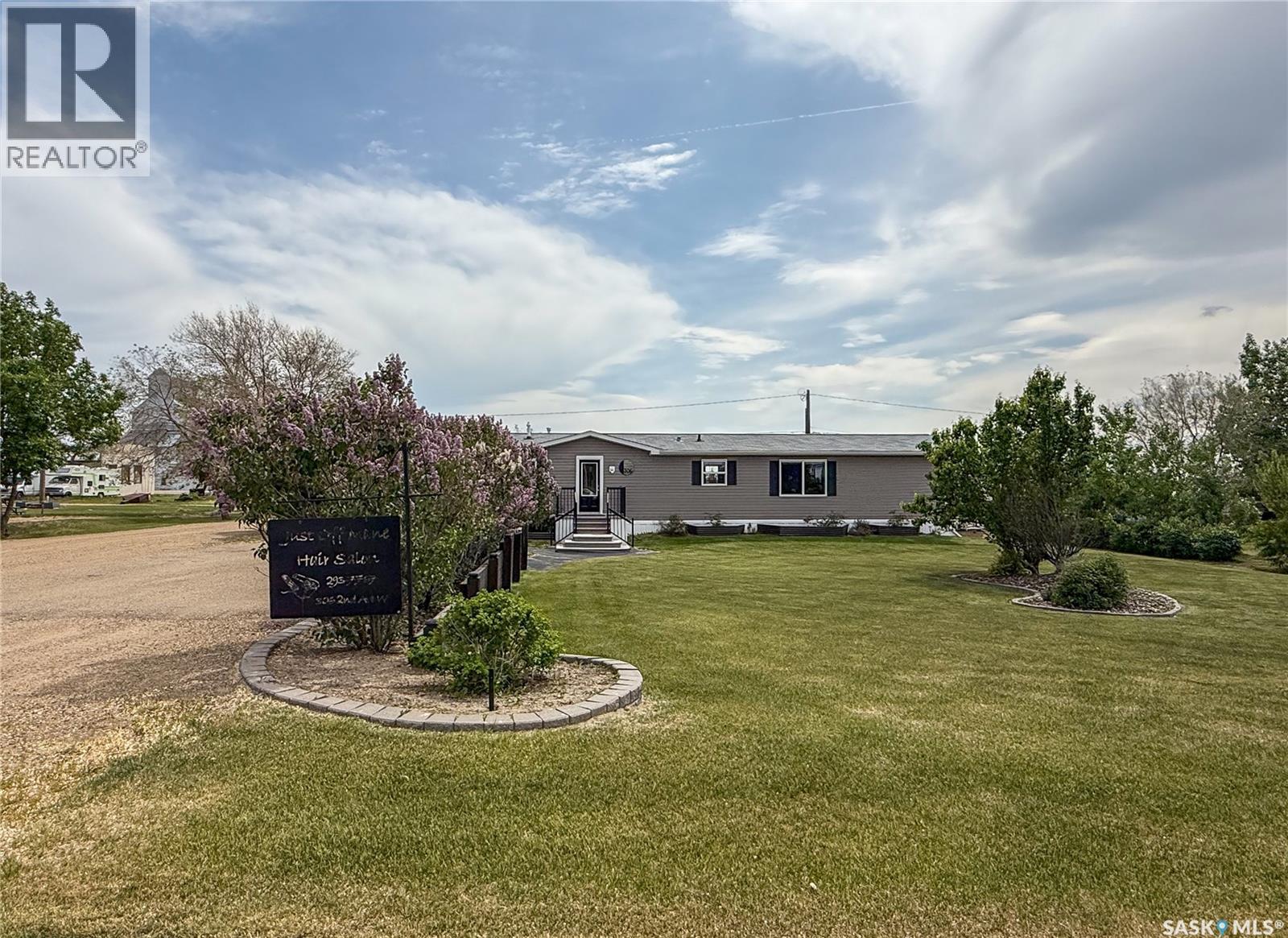 306 2nd Avenue W, Climax, Saskatchewan  S0N 0A7 - Photo 32 - SK033411