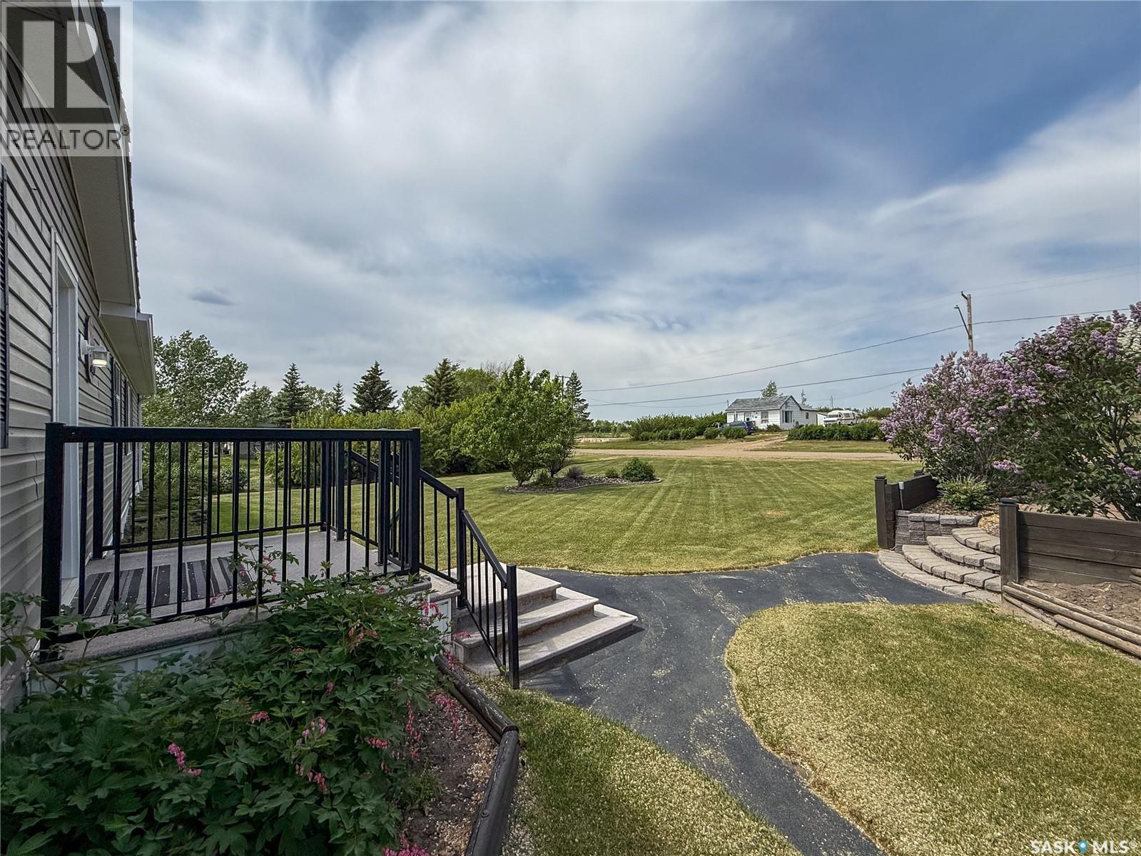 306 2nd Avenue W, Climax, Saskatchewan  S0N 0A7 - Photo 33 - SK033411