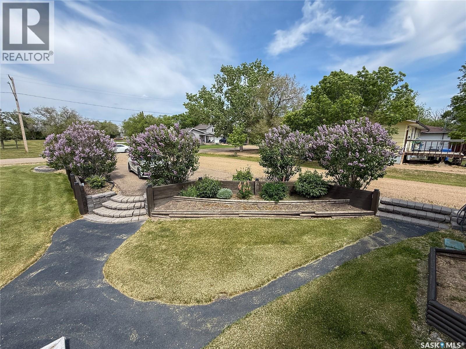 306 2nd Avenue W, Climax, Saskatchewan  S0N 0A7 - Photo 34 - SK033411