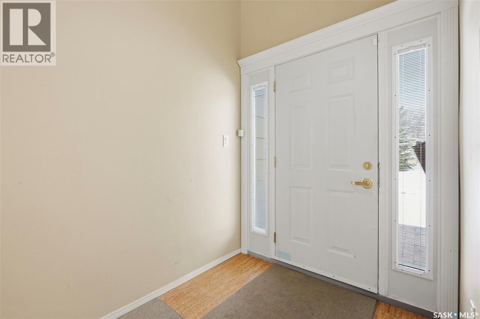 117 Mount Allison Crescent, Saskatoon, Saskatchewan  S7H 4A4 - Photo 7 - SK033398