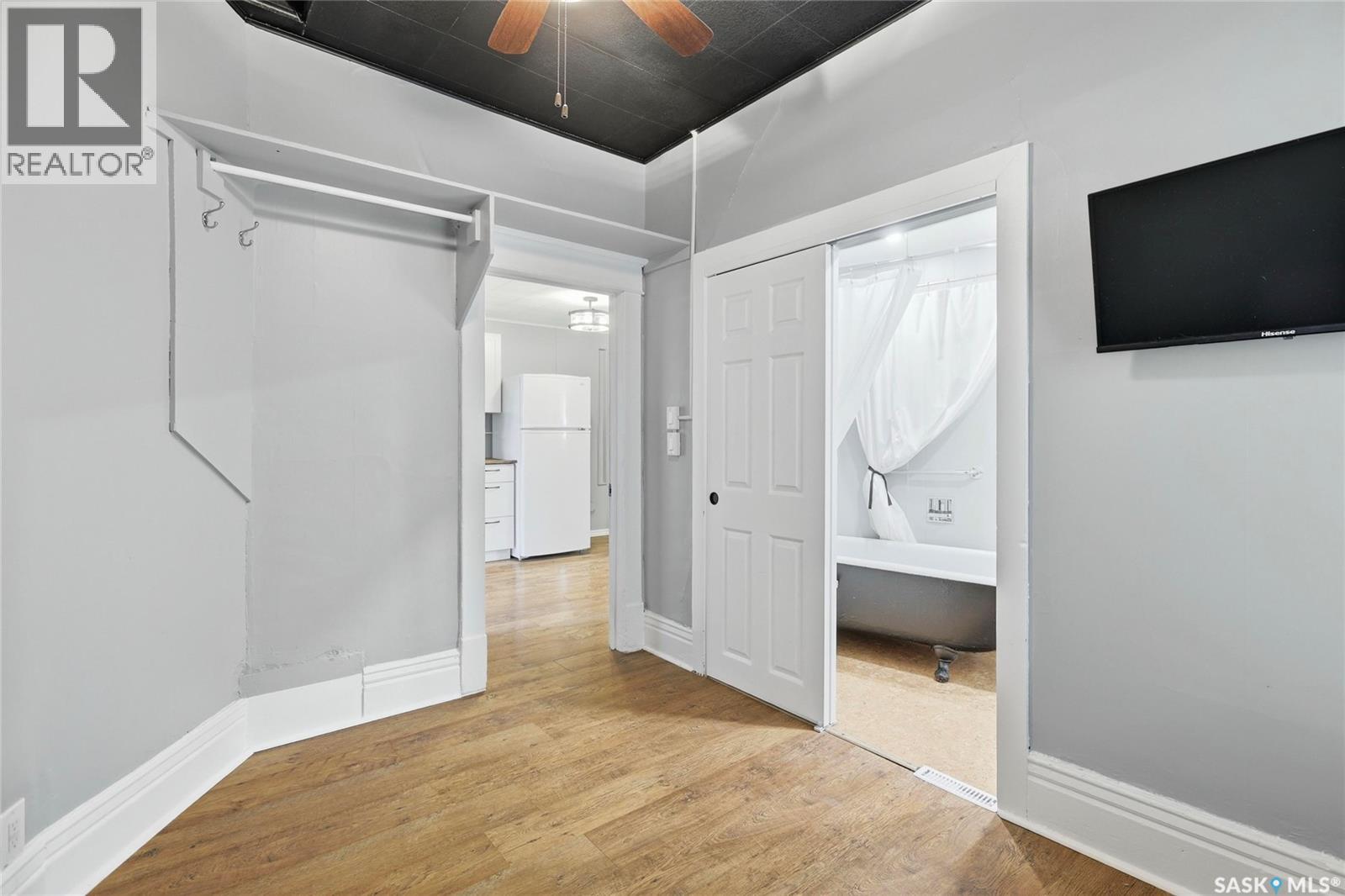 2323 Osler Street, Regina, Saskatchewan  S4P 1X2 - Photo 11 - SK033397