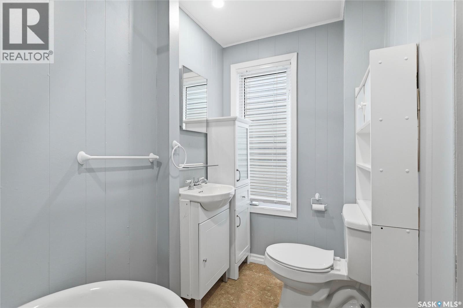 2323 Osler Street, Regina, Saskatchewan  S4P 1X2 - Photo 14 - SK033397