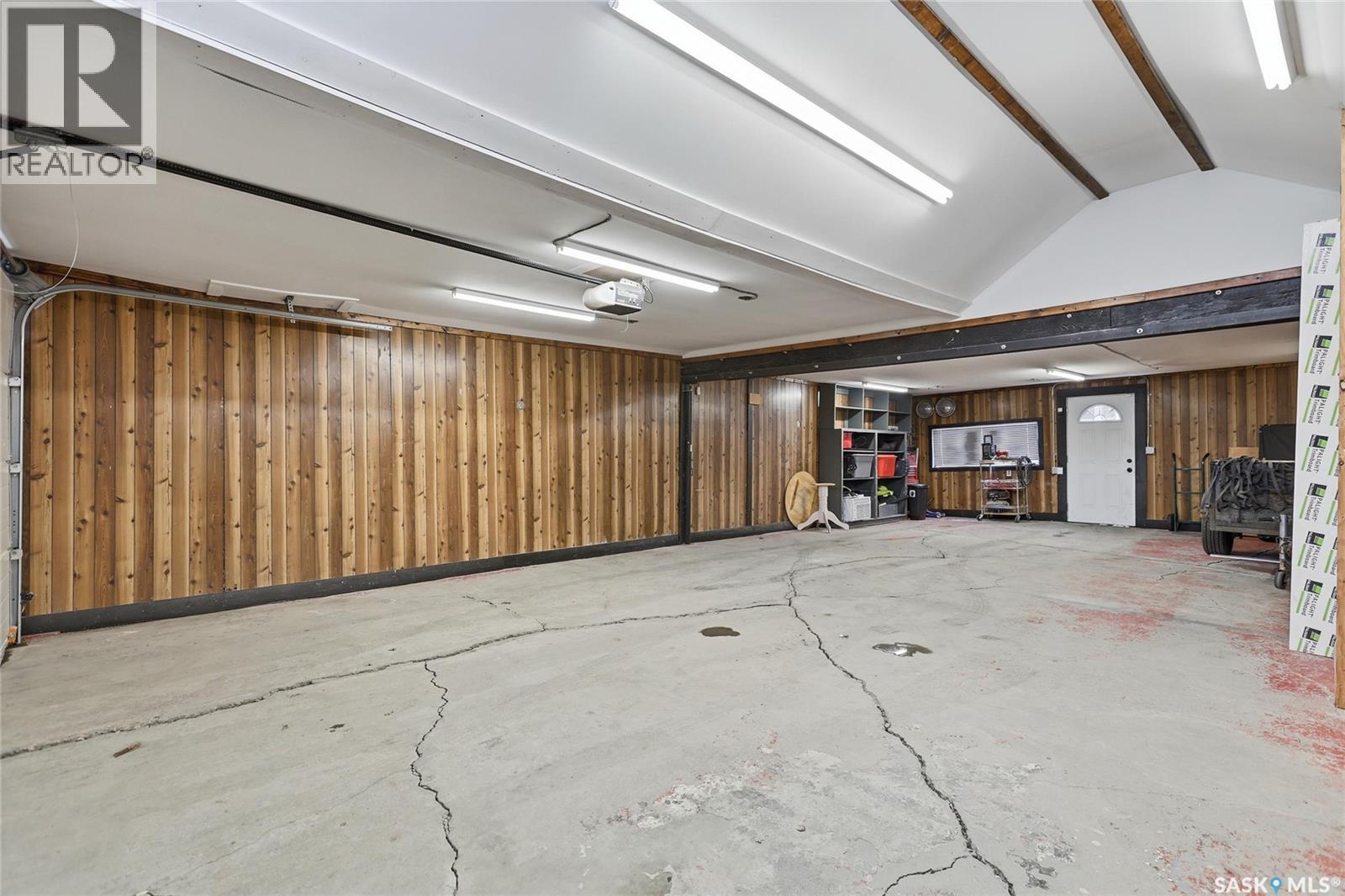 2323 Osler Street, Regina, Saskatchewan  S4P 1X2 - Photo 31 - SK033397